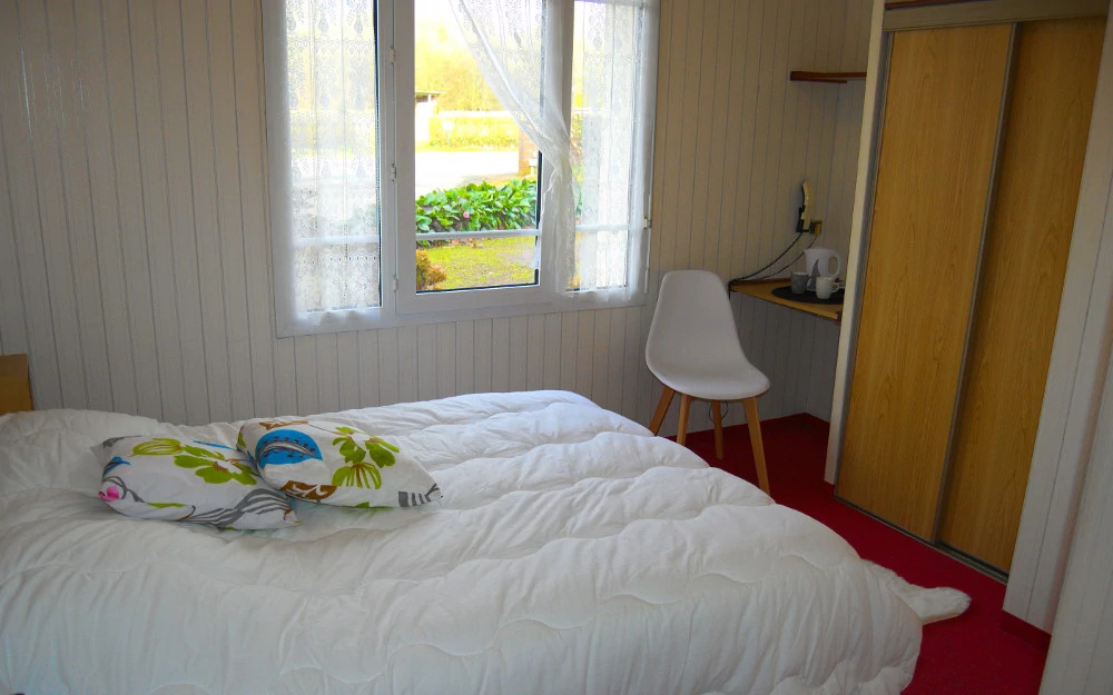 Photographie d'une des chambres de la gamme Confort de l'hôtel de Tessé.